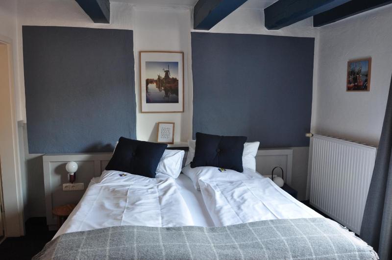 Standard Double Room image 4
