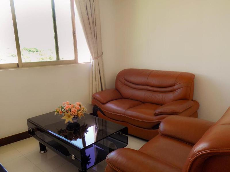 Evergreen Hotel - image 14