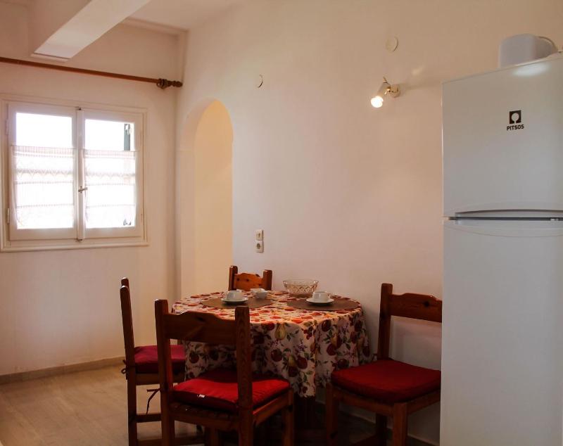 Clios House - image 31