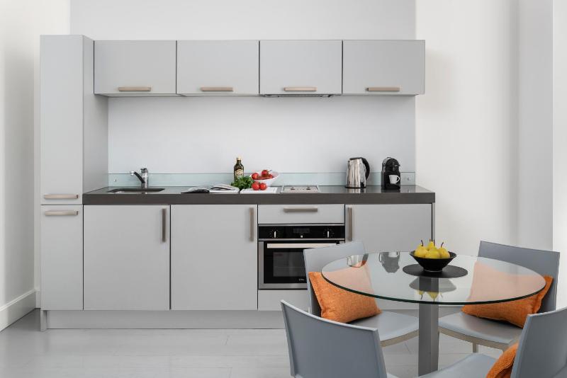 Premium One-Bedroom Suite image 3