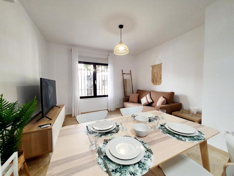 Spanish Home Fuengirola - image 9