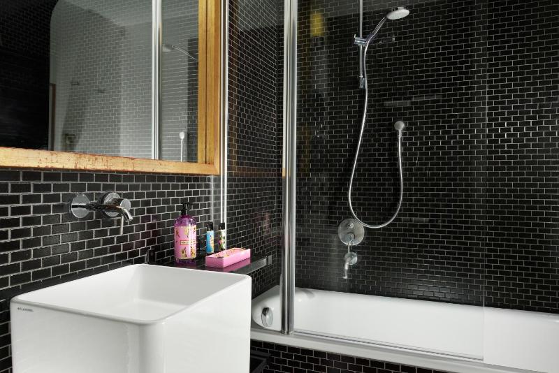 Comfort Double or Twin Room image 4