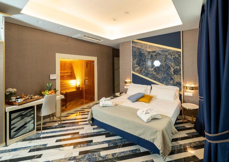 Junior Suite with Sauna image 1