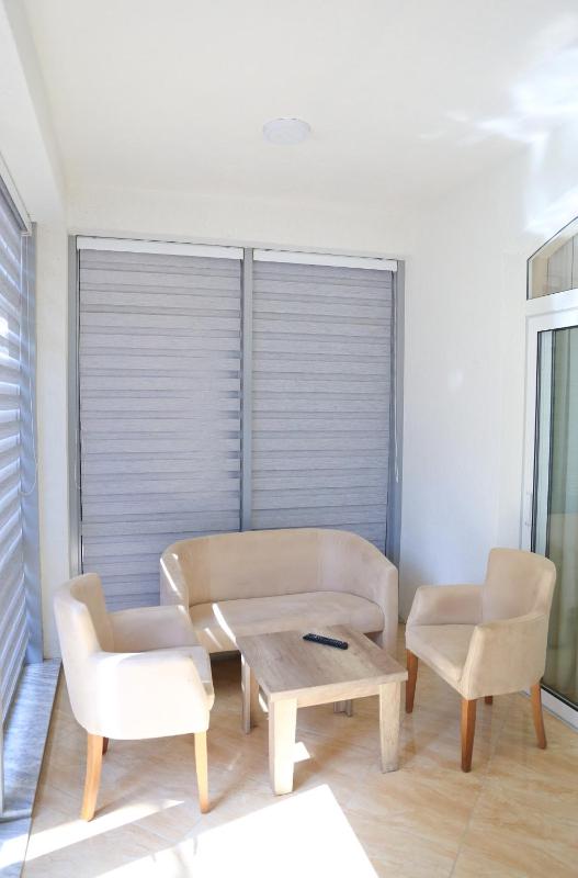 Apartment image 4