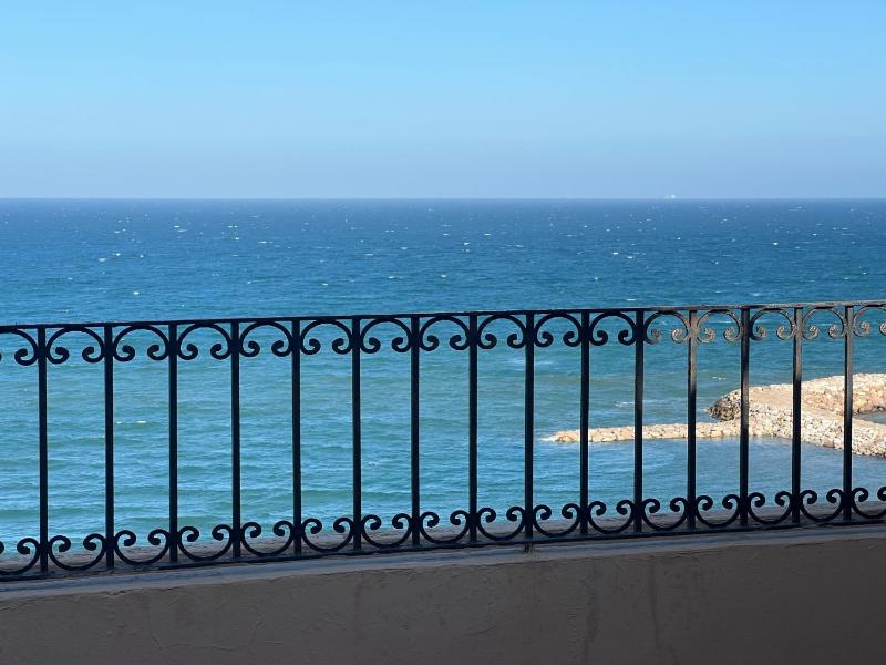 Duplex 3- Bedroom Apartment (6 Adults) image 4