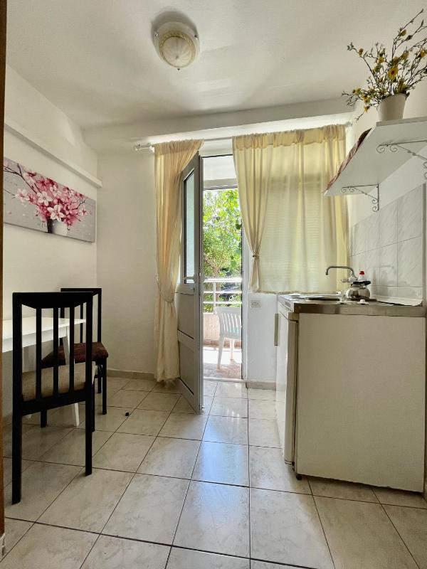 Standard Studio image 3