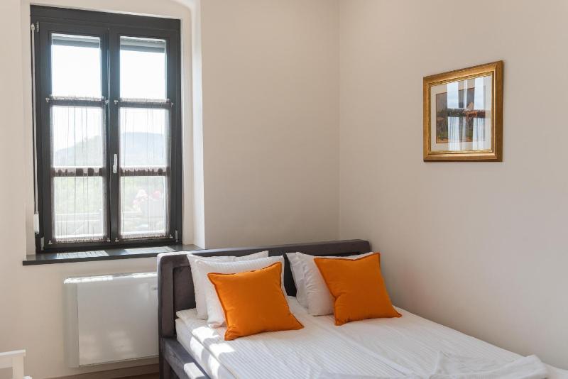 Superior Queen Room image 3