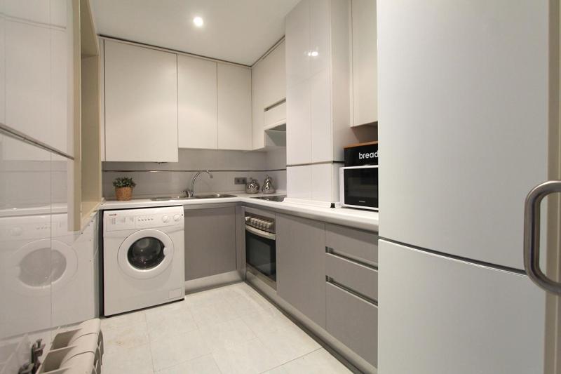 Apartment with Terrace image 3