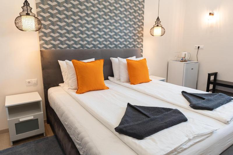 Double Room with Mountain View image 2