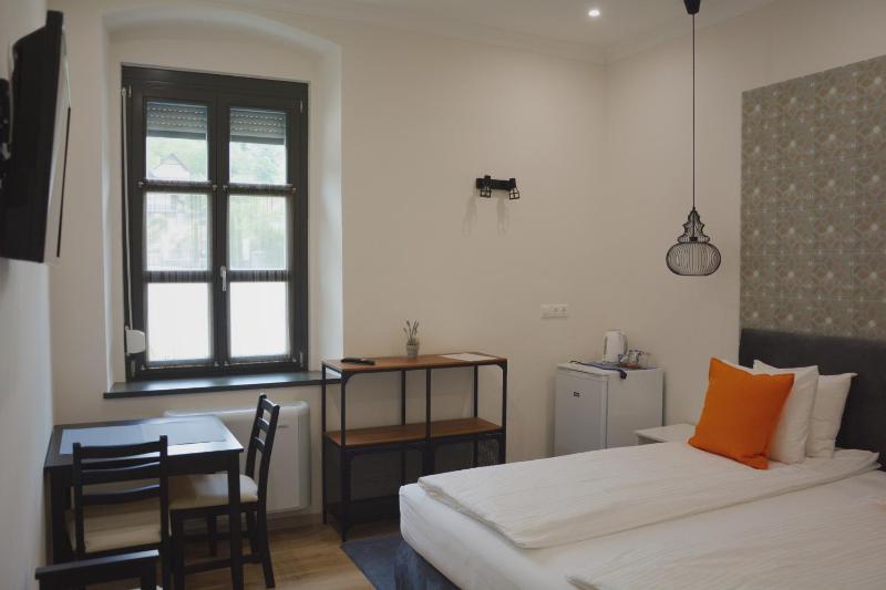 Double Room with Mountain View image 2