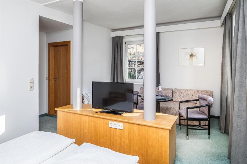 Budget Double Room image 2