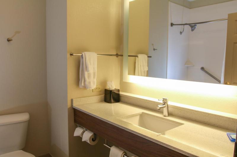 Standard Room image 3