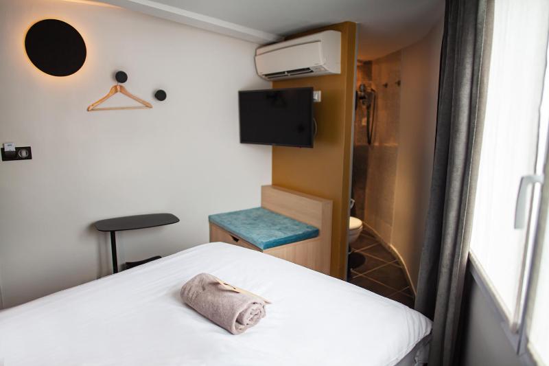 Single Room image 2
