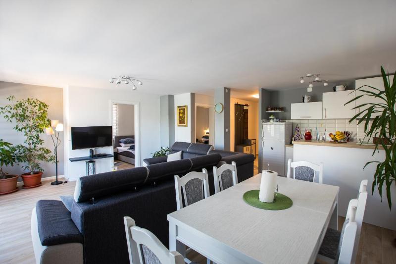 Two Bedroom Apartment  image 1