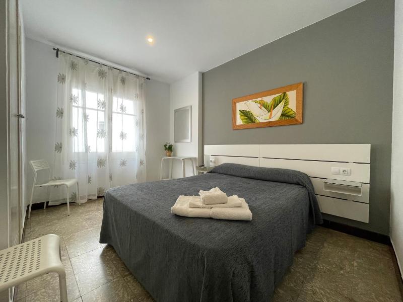 Standard Double or Twin Room image 1