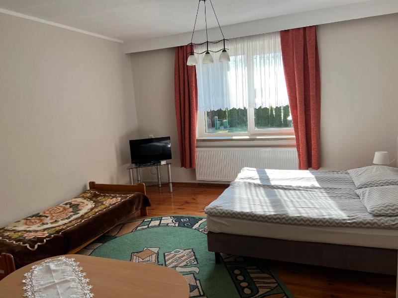 Apartment image 3