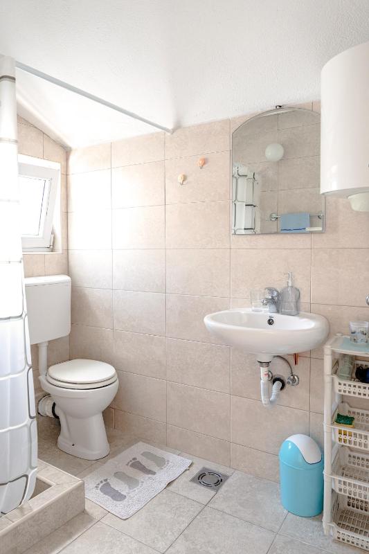 Double or Twin Room with Balcony image 3