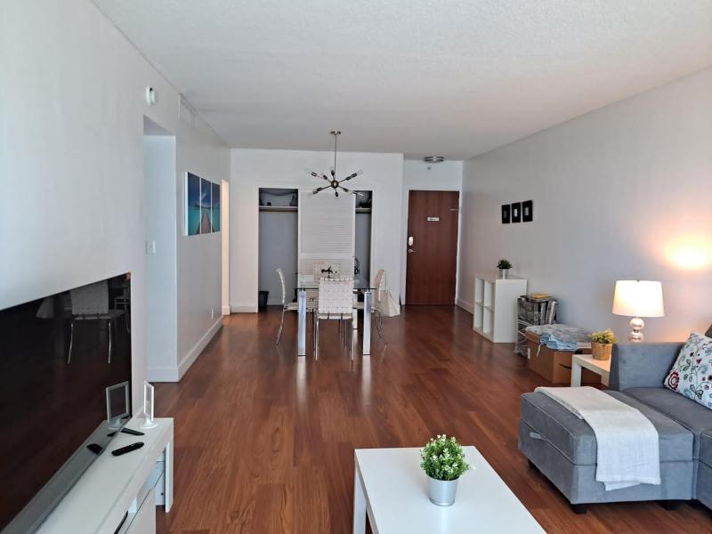 The Tides on Hollywood Beach OceanView 6D - image 14
