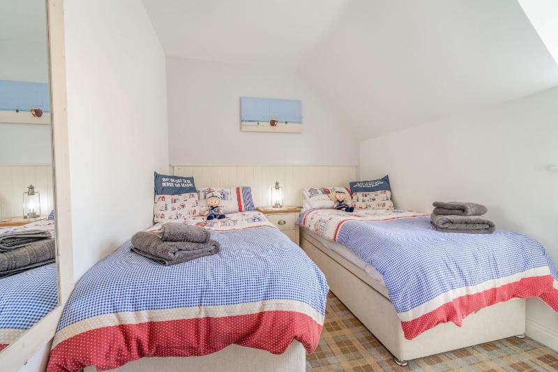 Lilipad Cottage - image 12