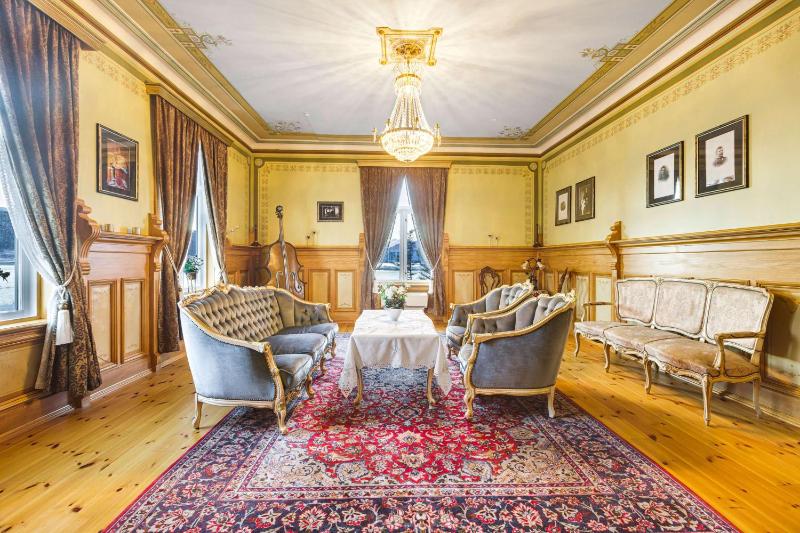 Executive King Suite with Sea View  image 4