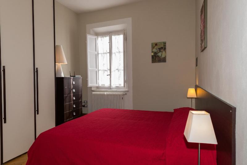 One-Bedroom Apartment with View image 3