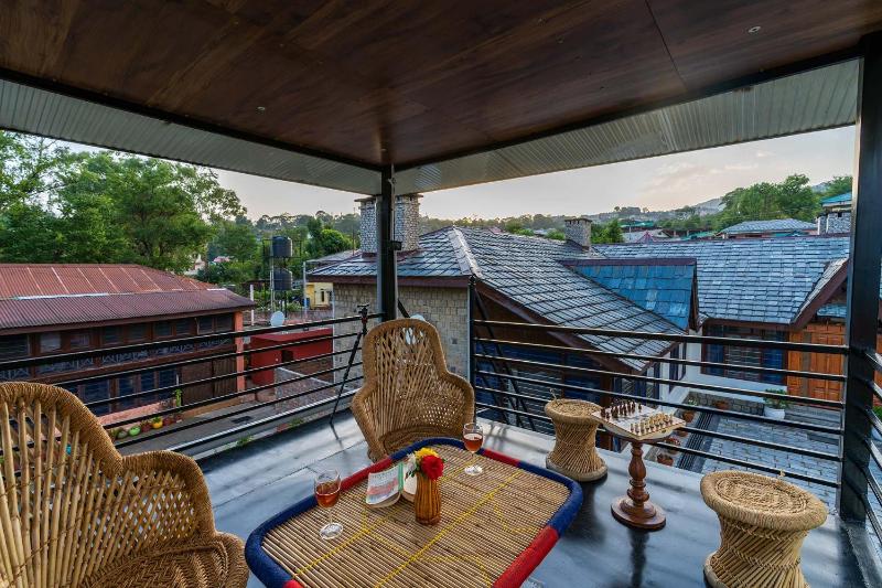Vintage Musings by StayVista - 3BHK Pet-Friendly Mountain-View Villa - image 2