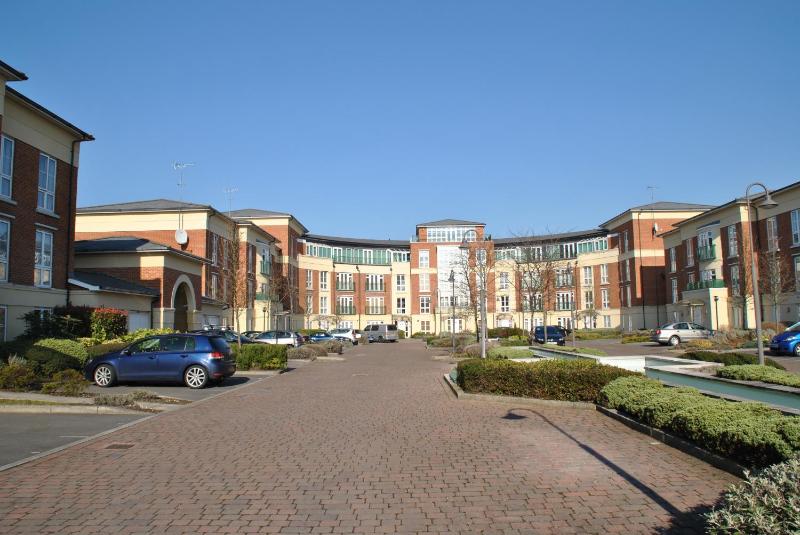Three-Bedroom Apartment image 3