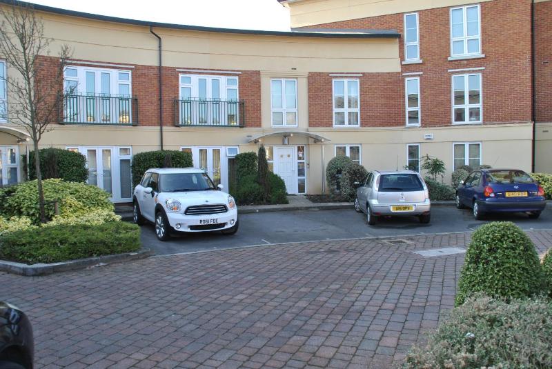 Three-Bedroom Apartment image 2