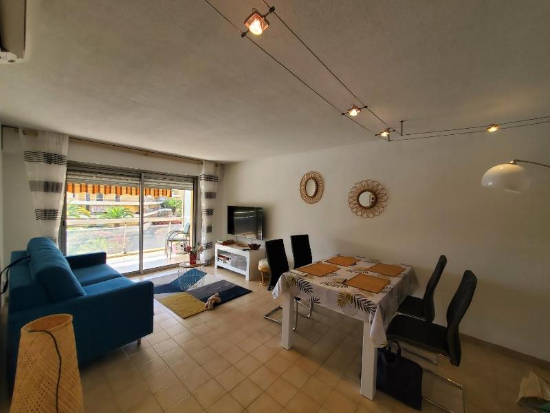 MIOUGRANO 2 Pieces Climatise 47m2 Piscine Parking - image 4