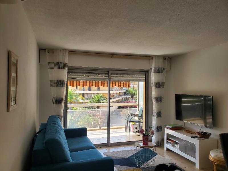 MIOUGRANO 2 Pieces Climatise 47m2 Piscine Parking - image 23