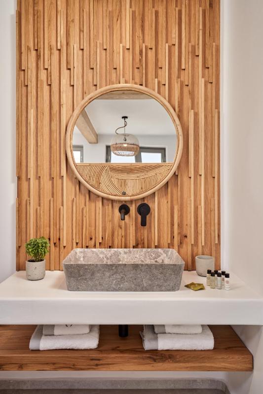 Ionic Suites - image 5