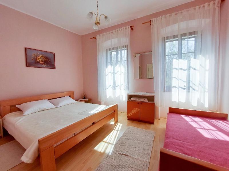 Triple Room image 3