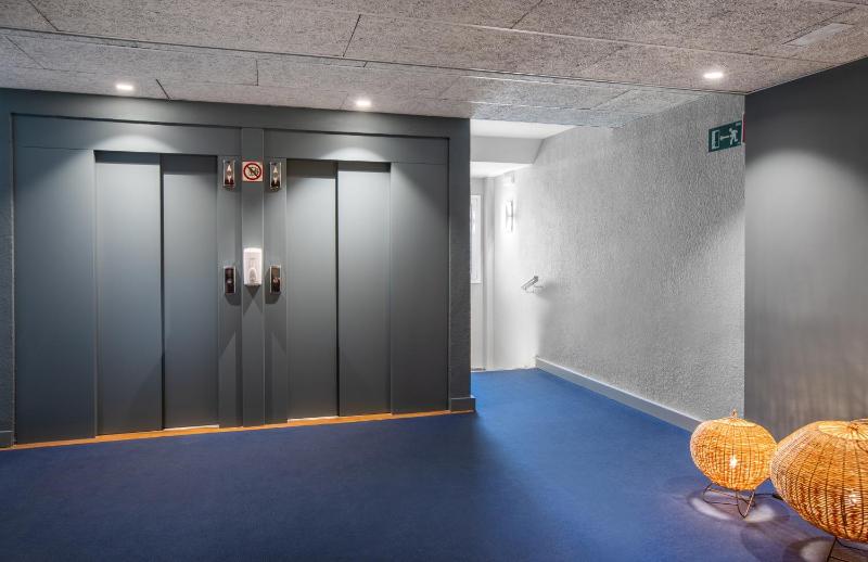 Double Room (2 Adults + 1 Child) image 2