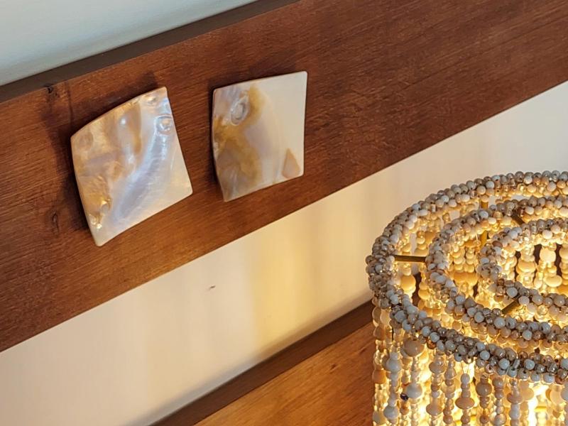 Deluxe Queen Room image 2