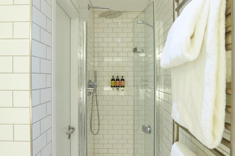 Junior Suite image 2