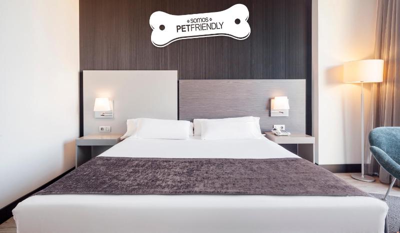 Standard Double Room Pet Friendly image 3