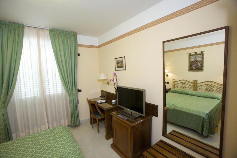 Superior Double or Twin Room image 2