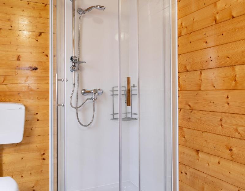 Two-Bedroom Chalet image 3