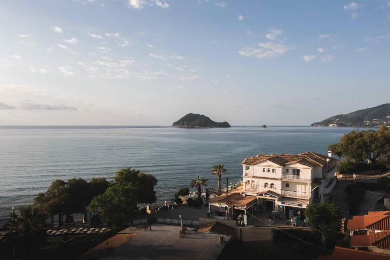 Suite with Sea View image 4