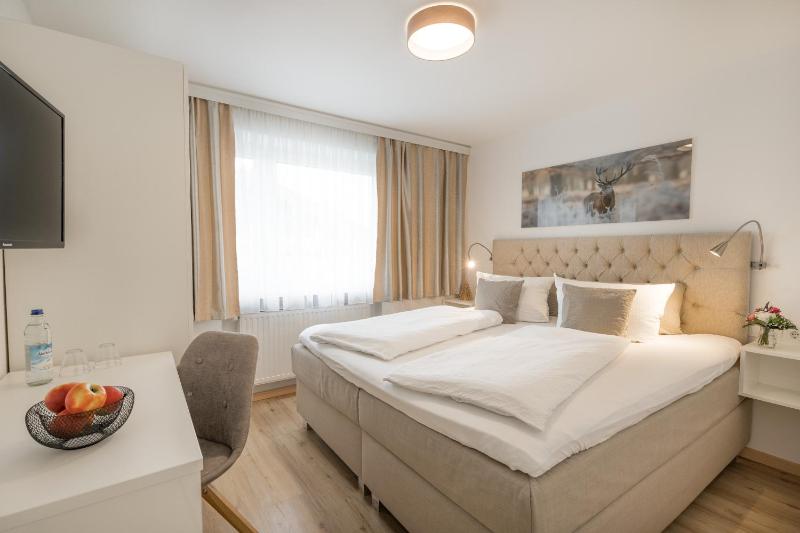 761-2 Doppelzimmer ohne Balkon image 1