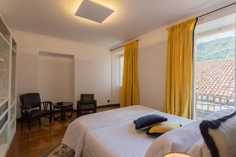 Lake Holiday Como by Rent All Como - image 6