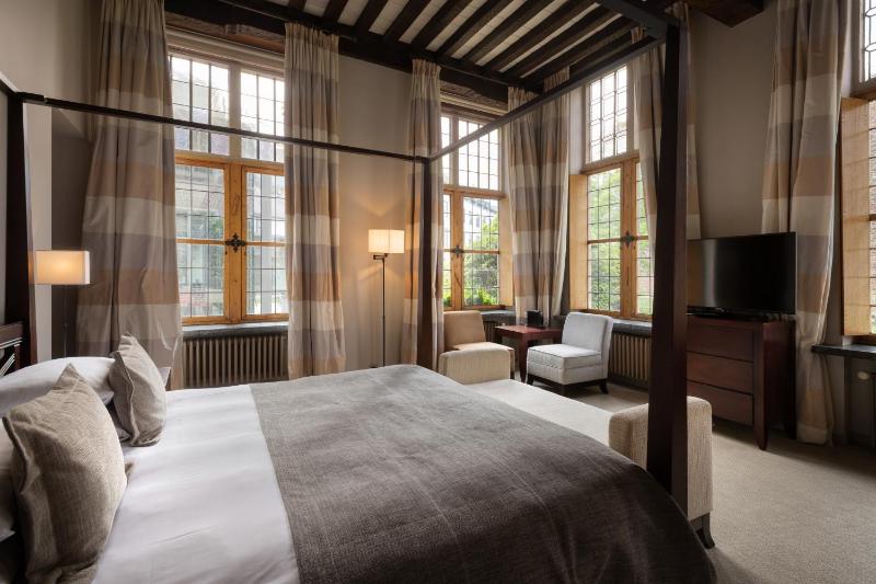 Superior Double Room image 4