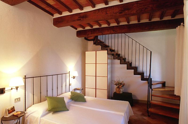 Quadruple Room image 4