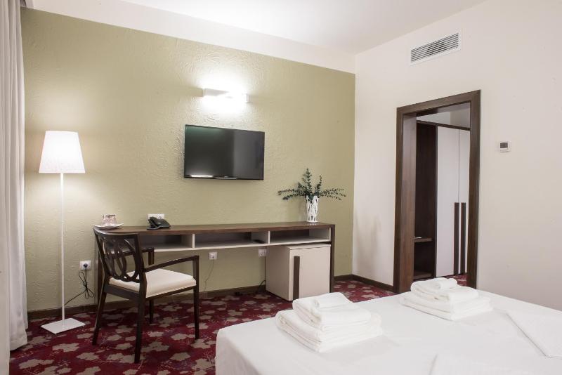 Hotel Relax Craiova - image 44