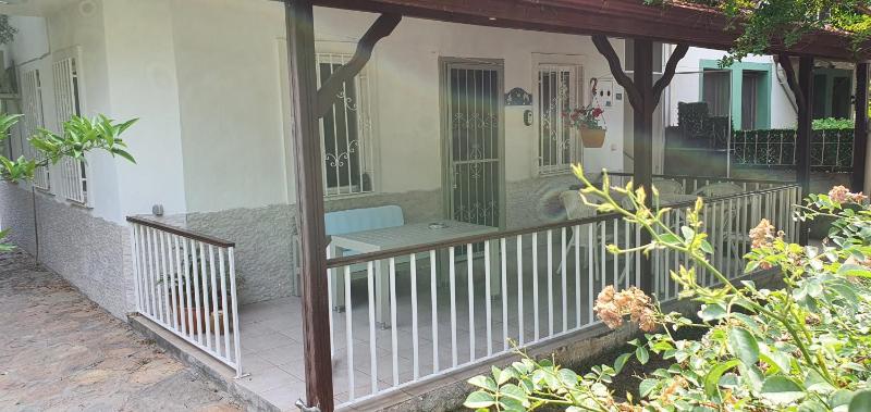 Apartment with Garden View image 1