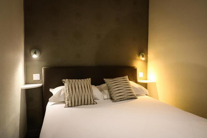Quadruple Room - Disability Access image 3