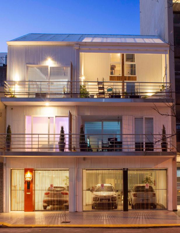 Plaza Sarmiento Moderno Loft con patio - image 7