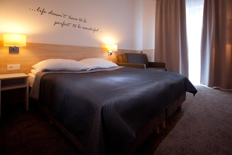 Single Room image 2