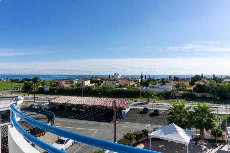 Standard Room with Sea View image 3