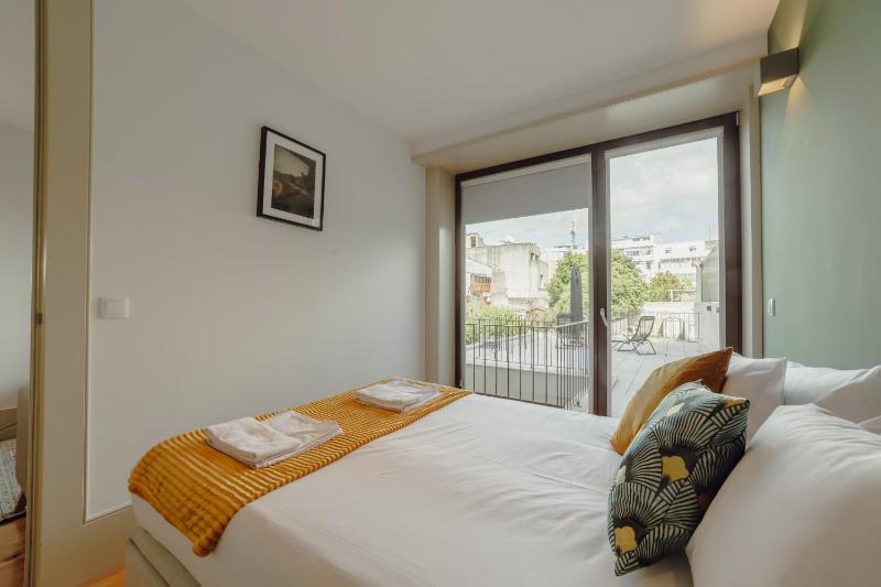 Legacy Oporto Premium Apartments by Vacationy - image 9